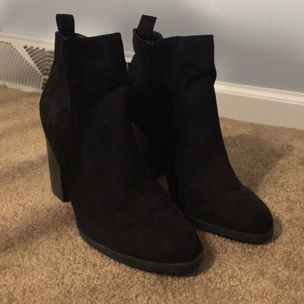 Express Black Boot Heels